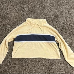 Cropped pullover